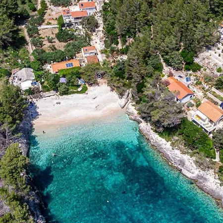 Nyaraló Adrija *